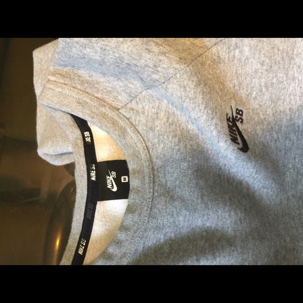 Nike crew neck